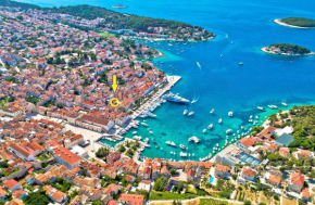 Harbourside Guesthouse Mandina - Hvar